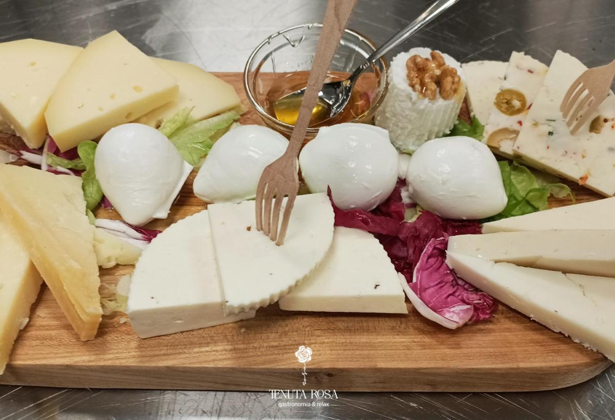 Tenuta Rosa - Gastronomia E Relax Montesano Scalo Eksteriør bilde